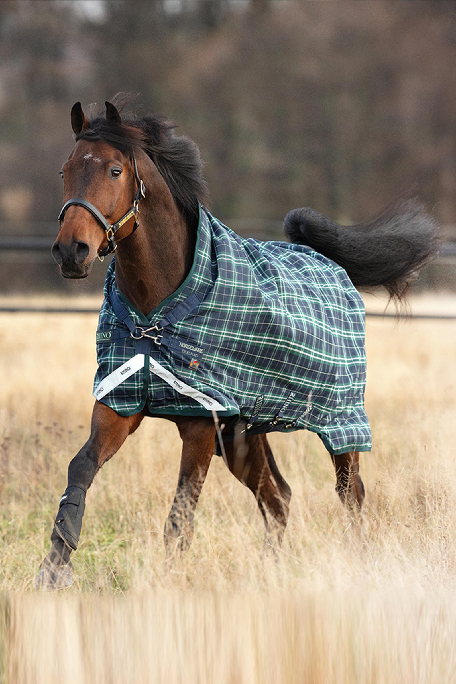 Horseware Rhino Wug Vari-Layer Derka padokowa z wysokim szyjem, 250g