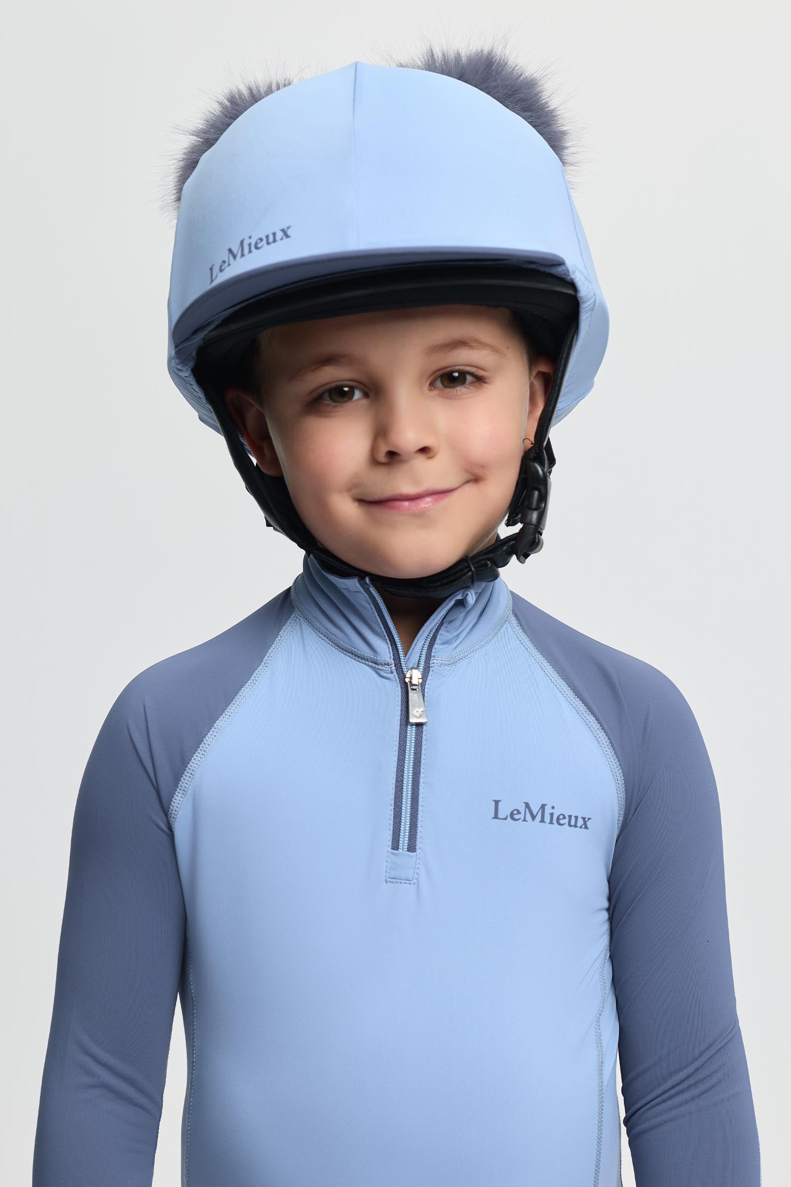 LeMieux Mini pokrowiec na kask z podw&oacute;jnym pomponem