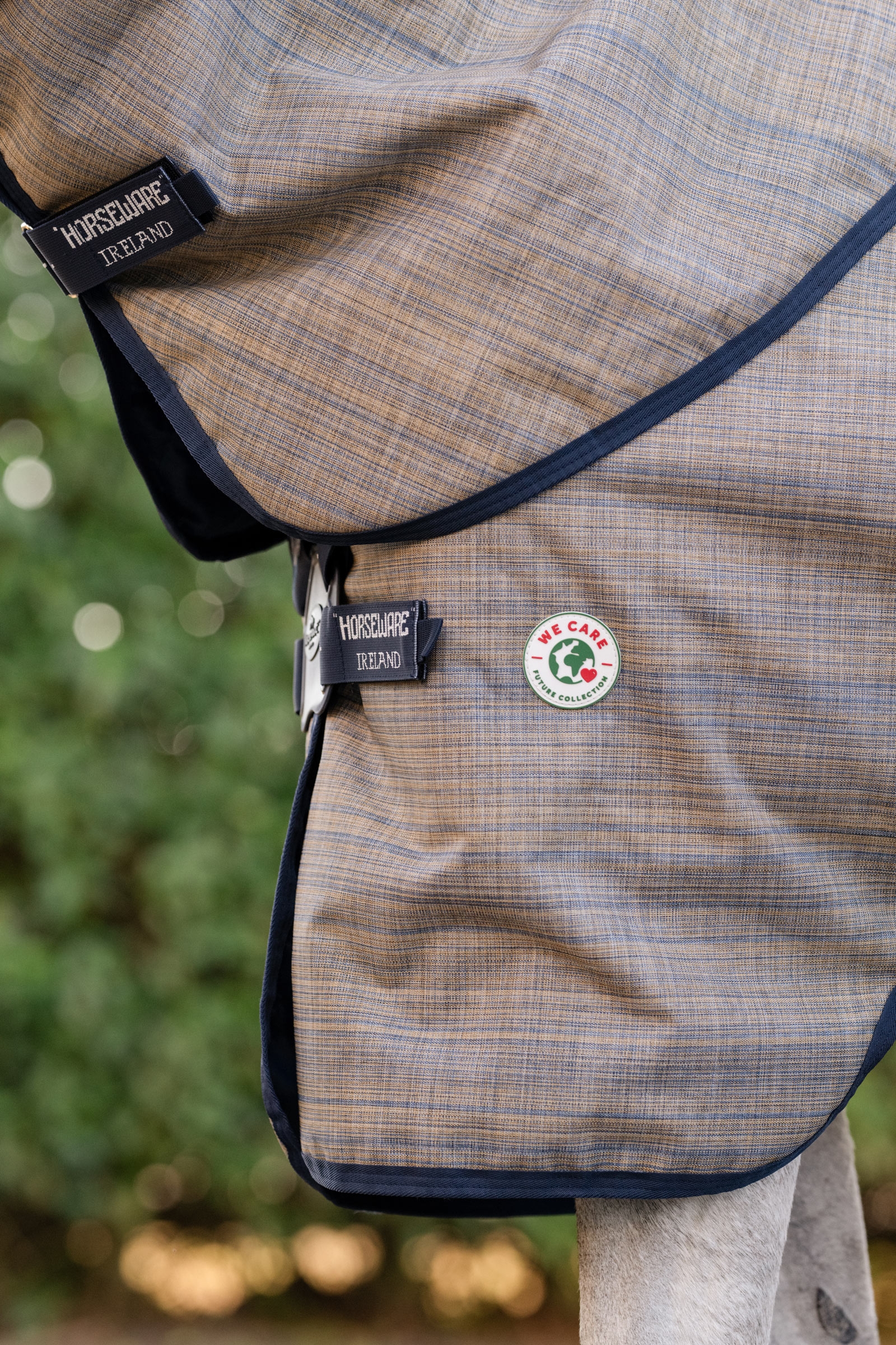 Horseware Amigo Hero 900 Revive Plus derka padokowa z odpinanym kapturem, 50 g