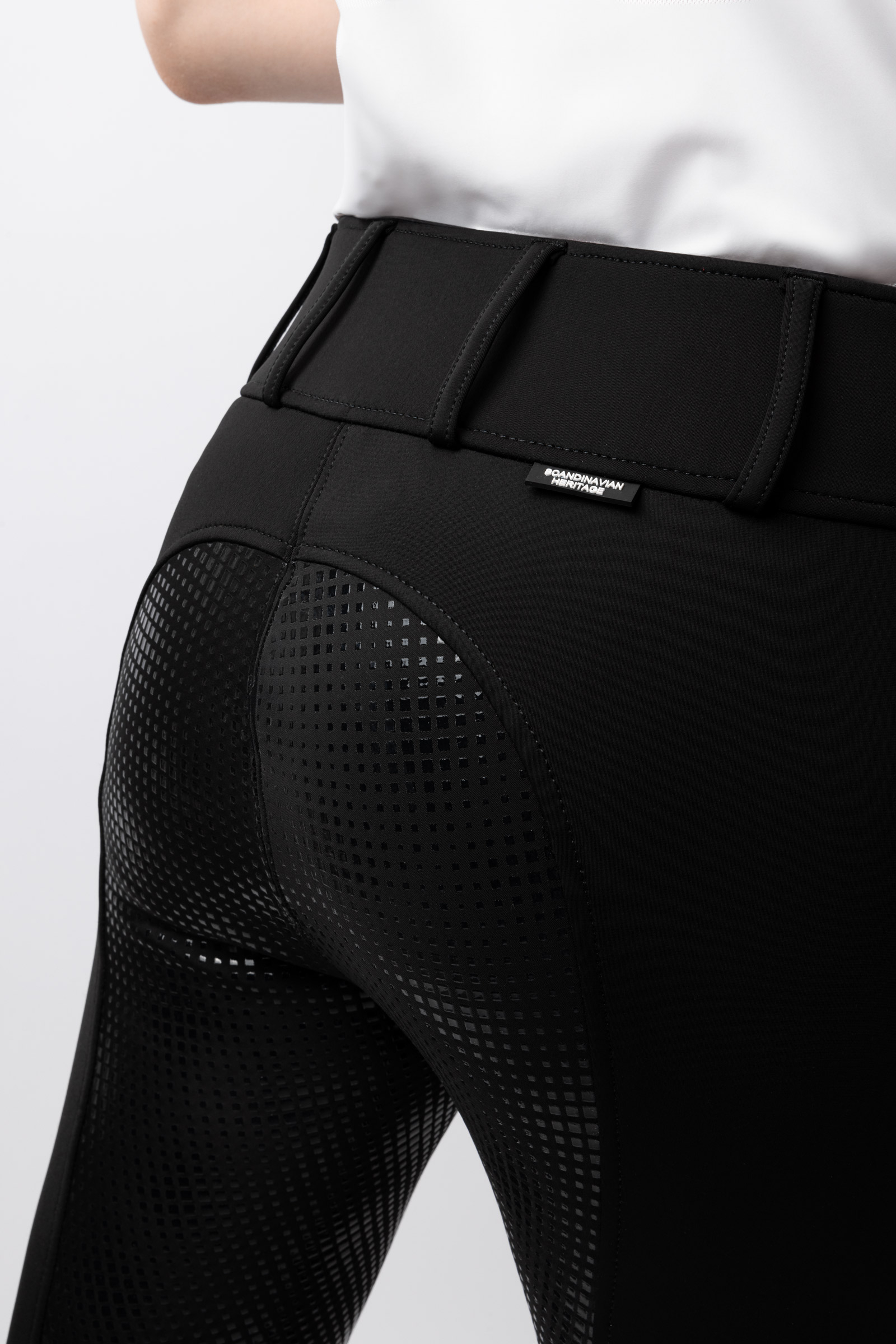 Bryczesy damskie z pełnym lejem silikonowym Horze Grand Prix Thermo Softshell FS