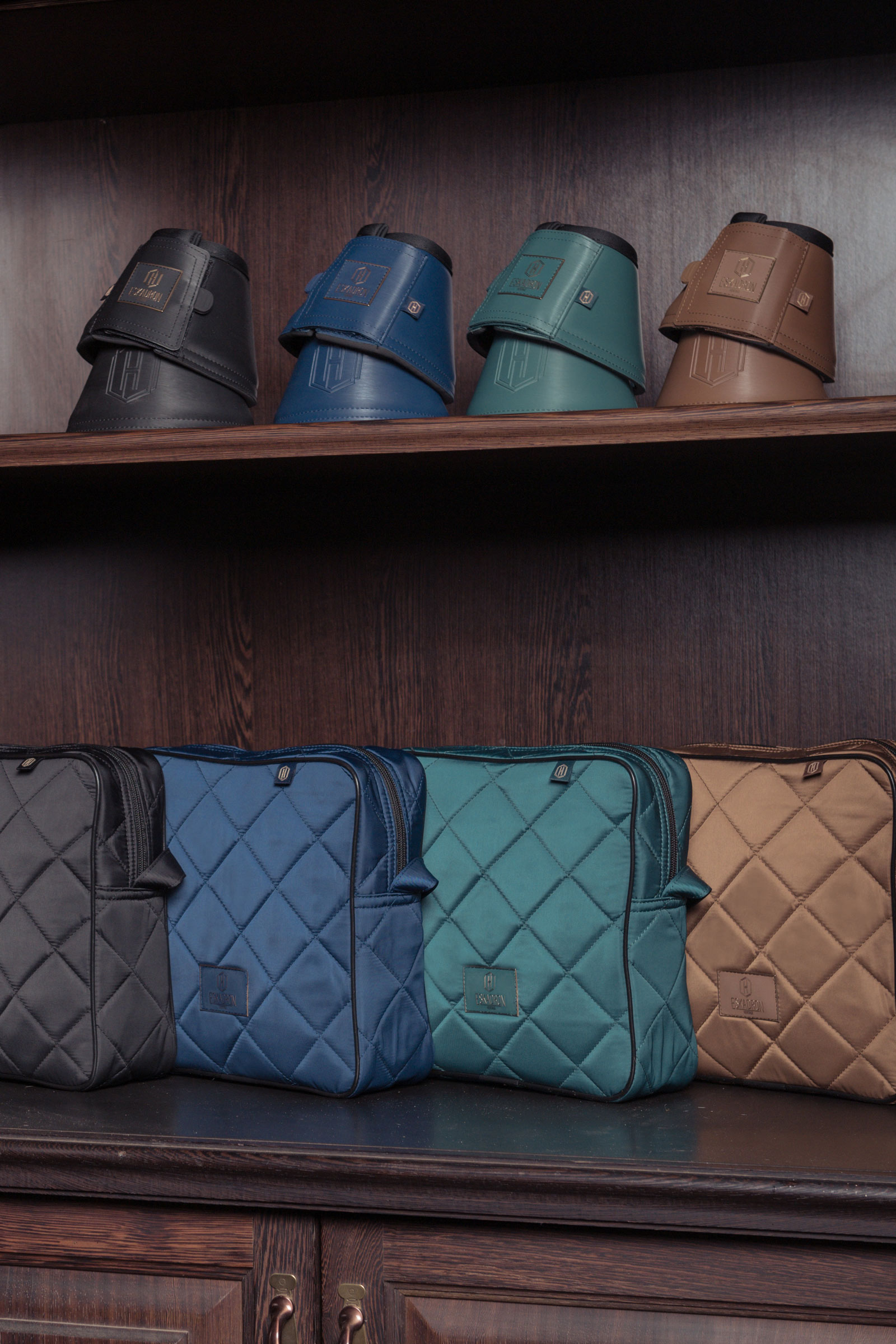 Eskadron Heritage AW24 Softslate Kaloszki