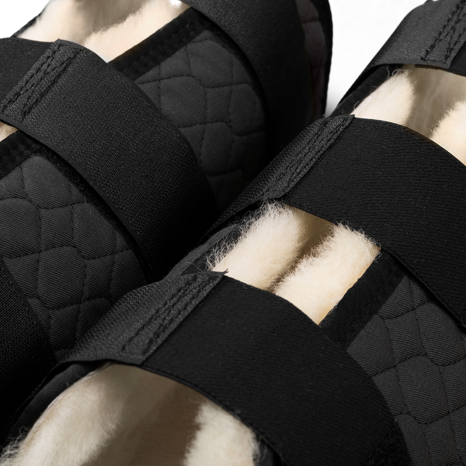 Christ Buty, tylne nogi