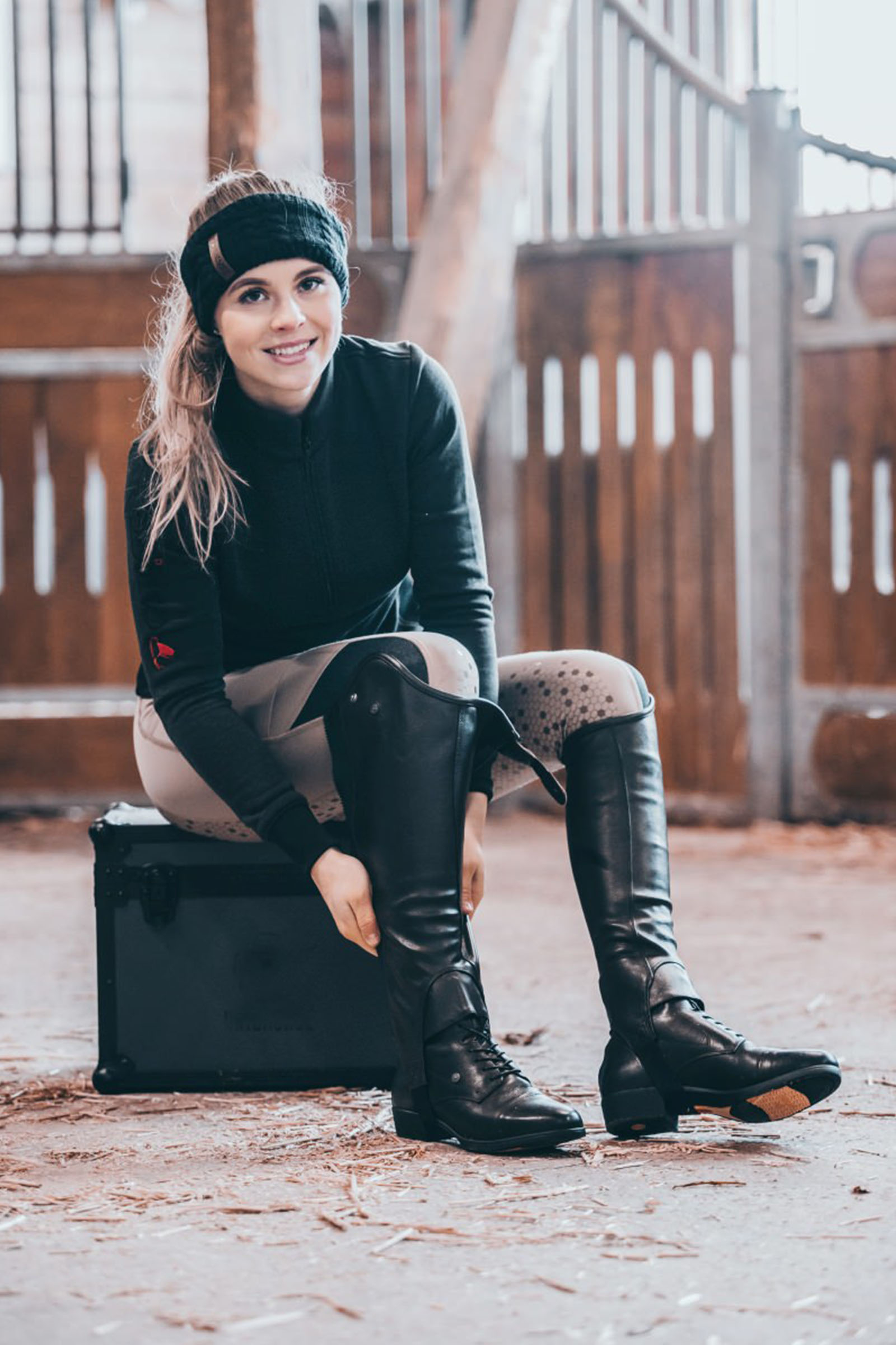 Suedwind Footwear Advanced II BZ Lace miękkie sztyblety z tylnym zamkiem i sznurowaniem