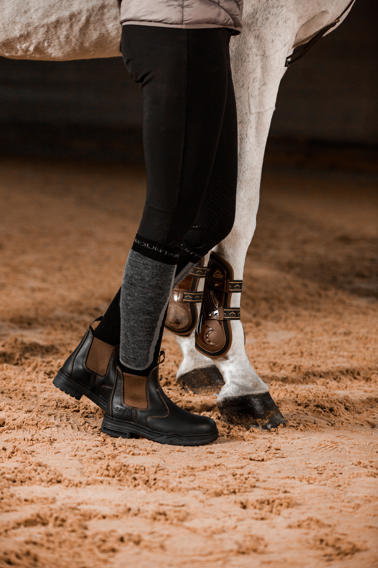 Jodhpur ochronny dla koni g&oacute;rskich junior