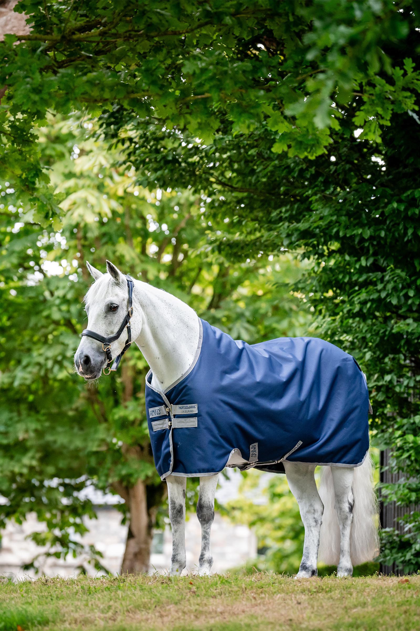 Navy/Titanium Grey Horseware Amigo Ripstop 900D derka padokowa z podszyciem polarowym, 50 g