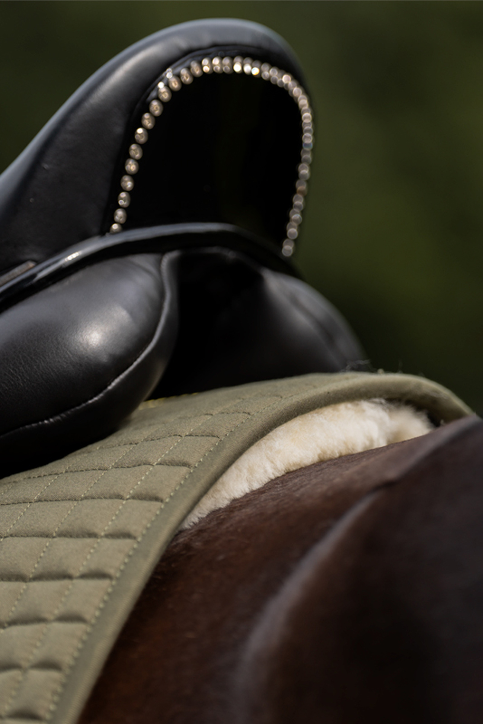 Kavalkade Podkładka z Wełny Jagnięcej z Wewnętrznymi Kieszeniami