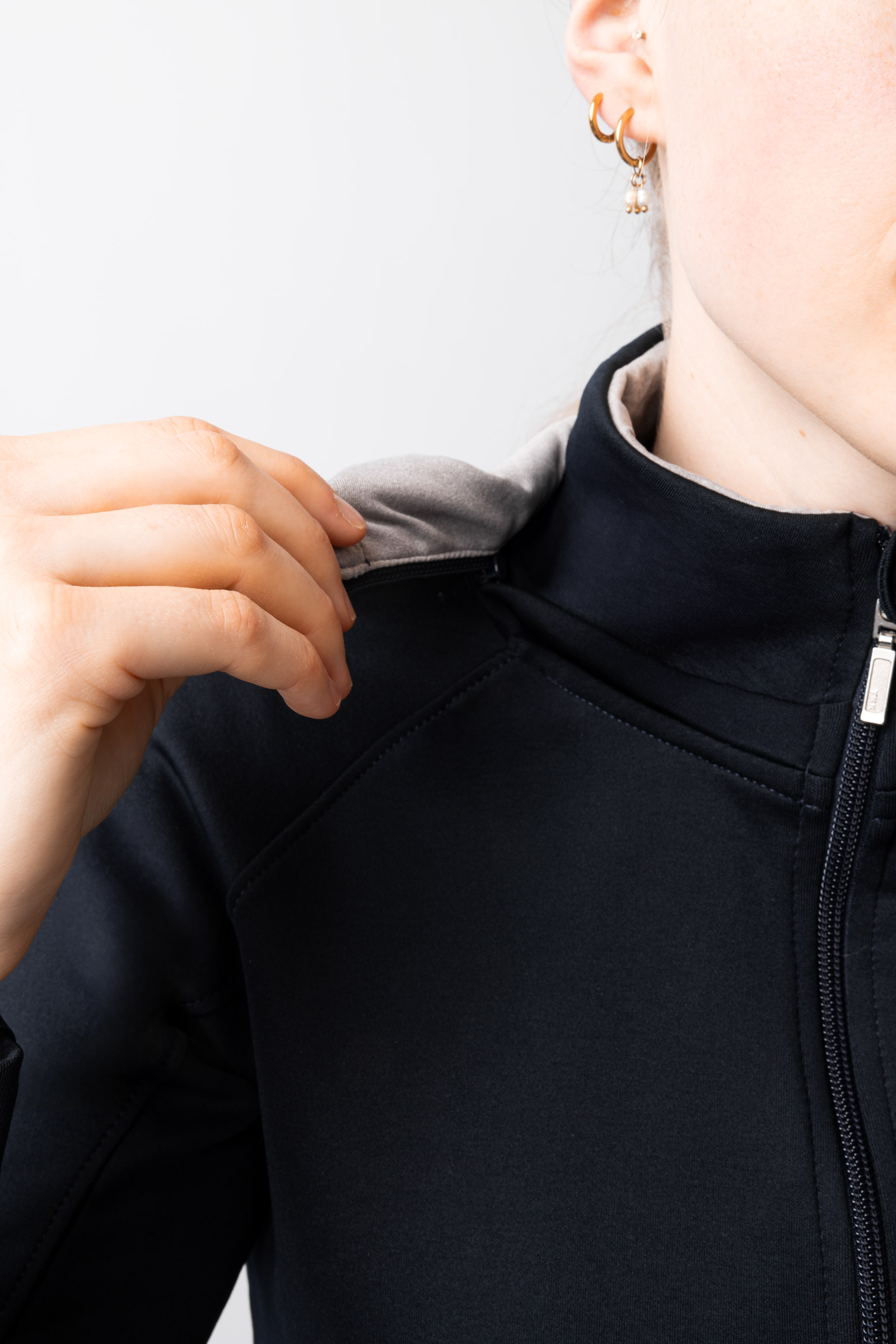 Damska bluza z kapturem B Vertigo Colleen