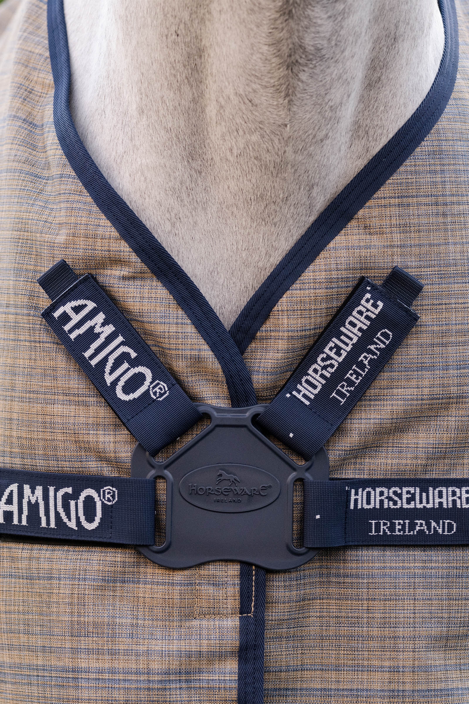 Horseware Amigo Hero 900 Revive Plus Derka padokowa z odpinanym kapturem, 200 g