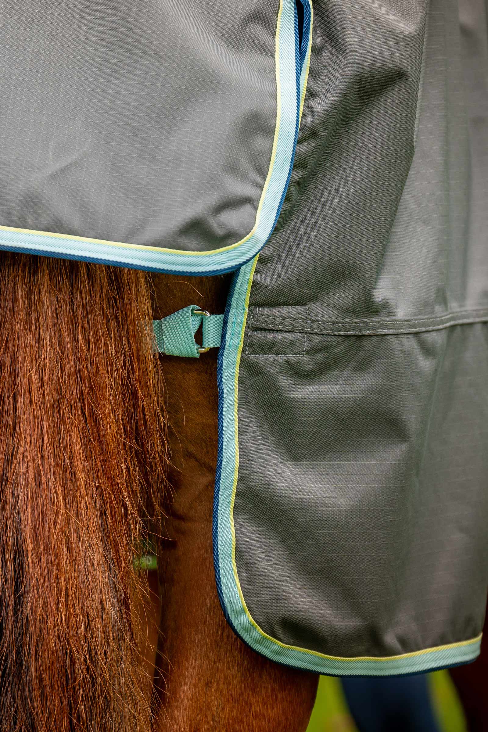 Horseware Amigo Hero Ripstop Plus derka padokowa z odpinaną szyją, 200g