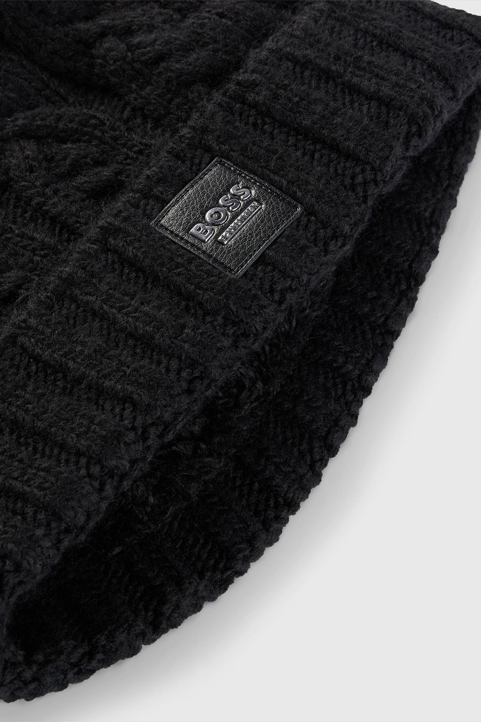 Czapka Boss z pomponem