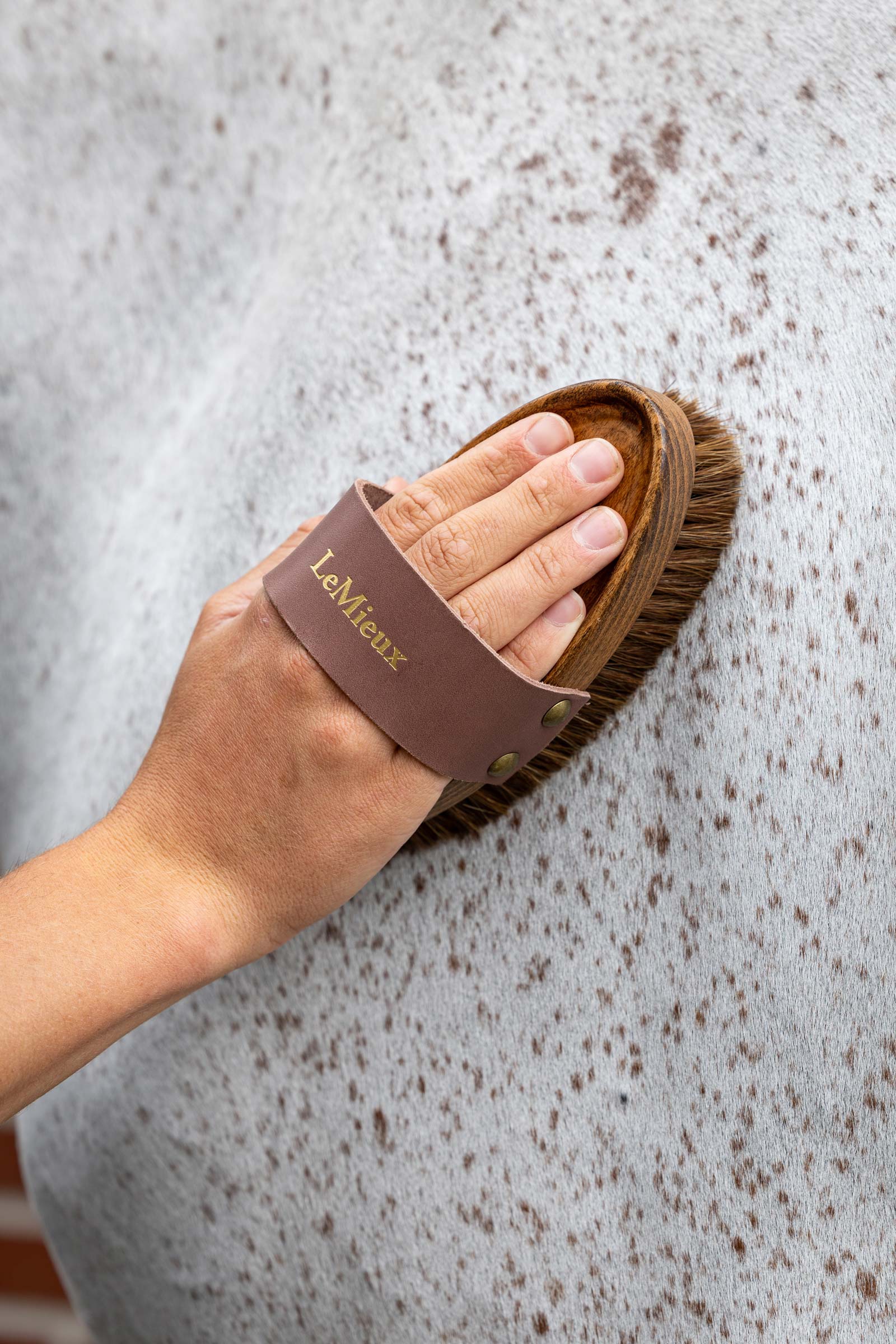 Miękki pędzel nakrapiany LeMieux Artisan