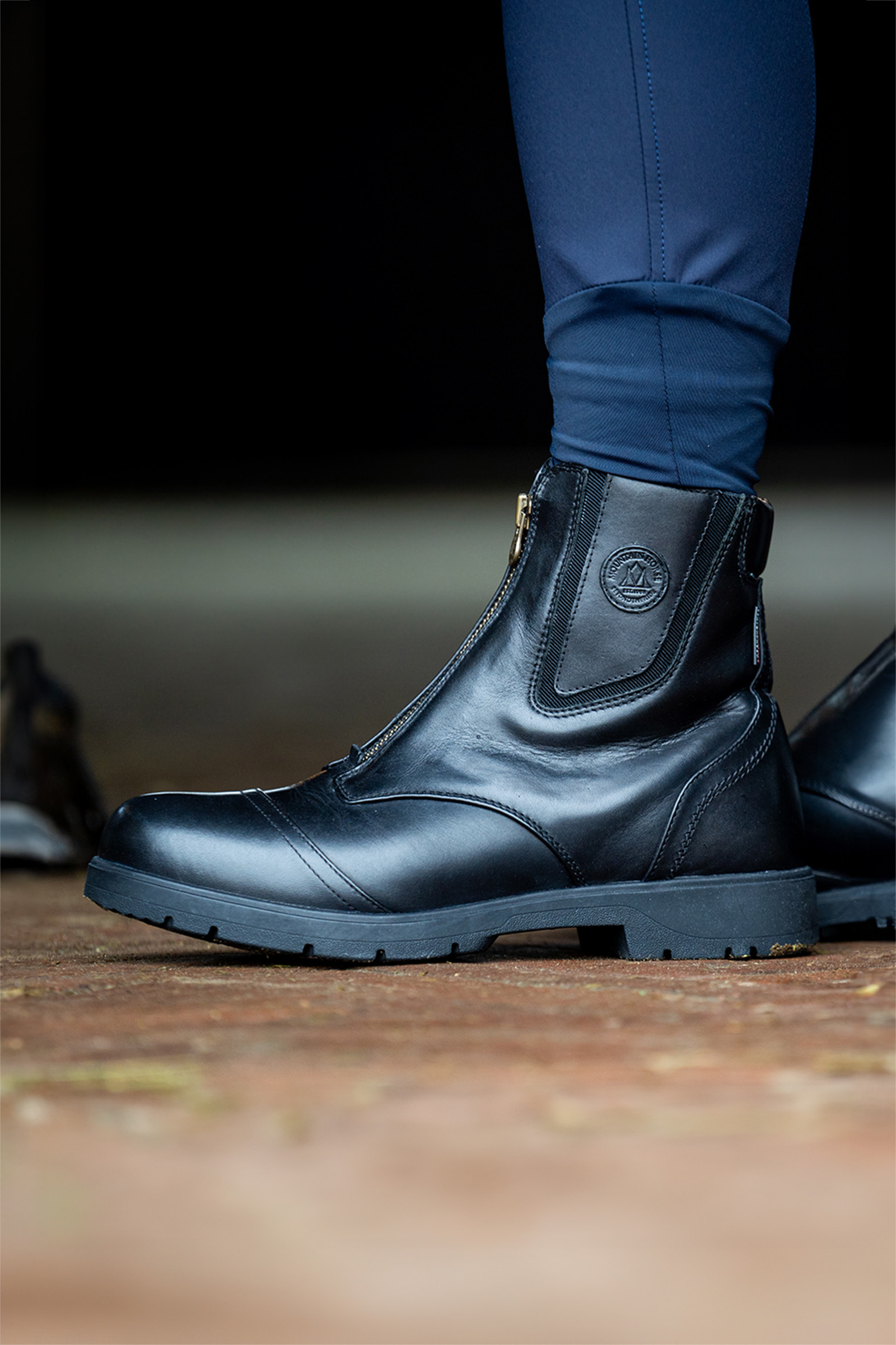 Zapinane na zamek buty Mountain Horse Wild River