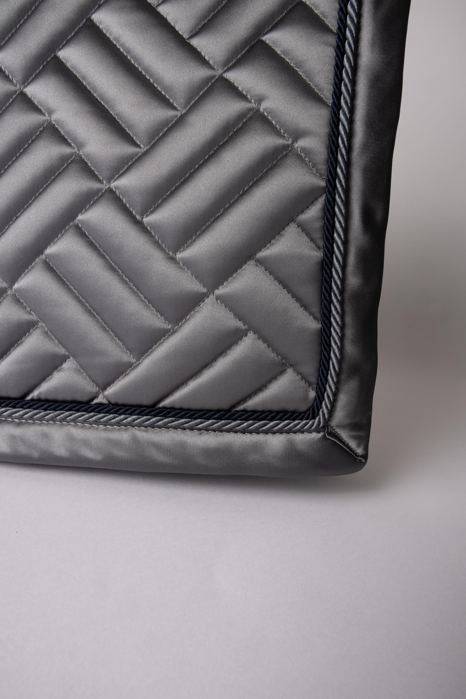 Horze Aachen univerz&aacute;lis nyeregal&aacute;t&eacute;t