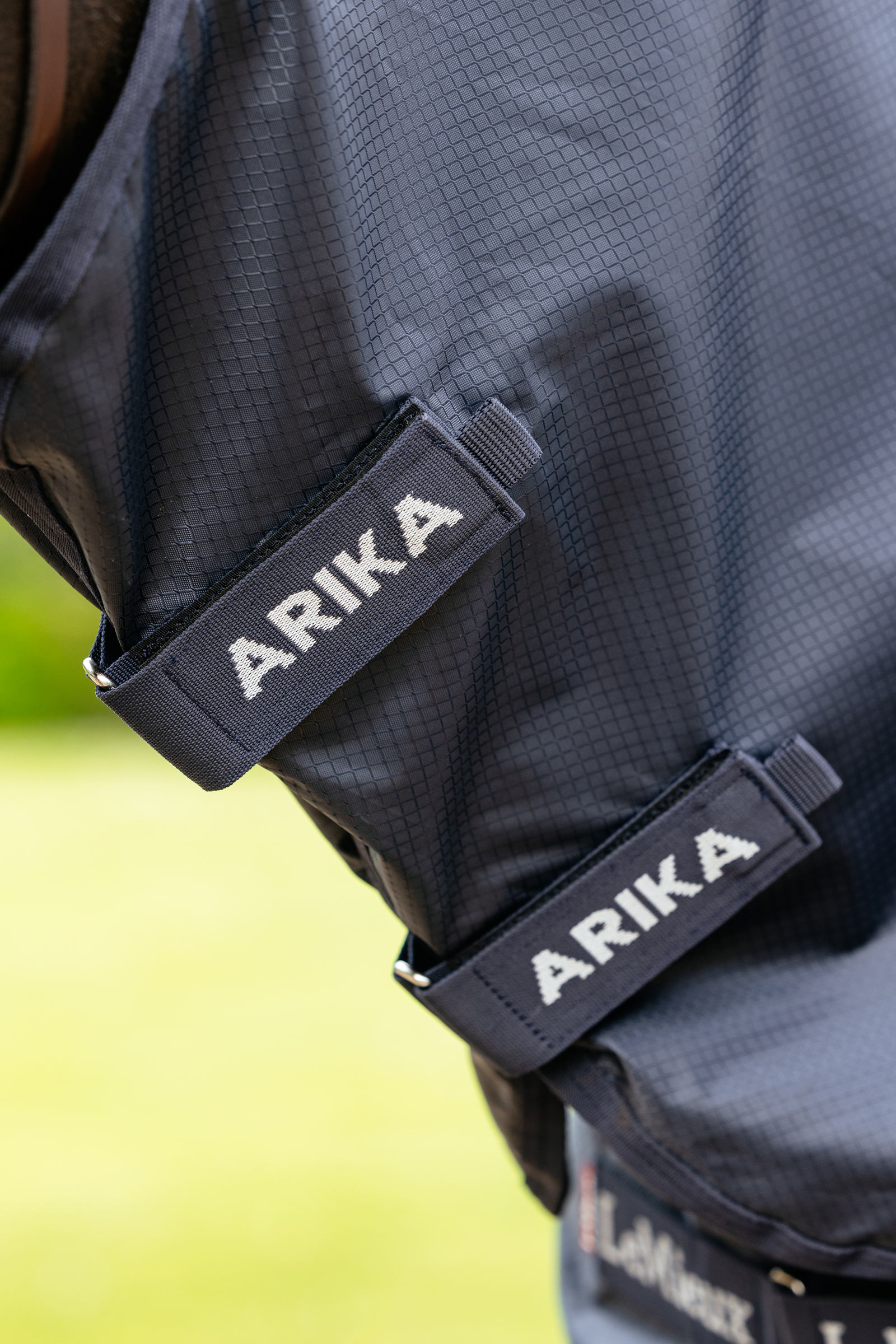 LeMieux derka treningowa przeciwdeszczowa z przymocowanym szyjnym elementem