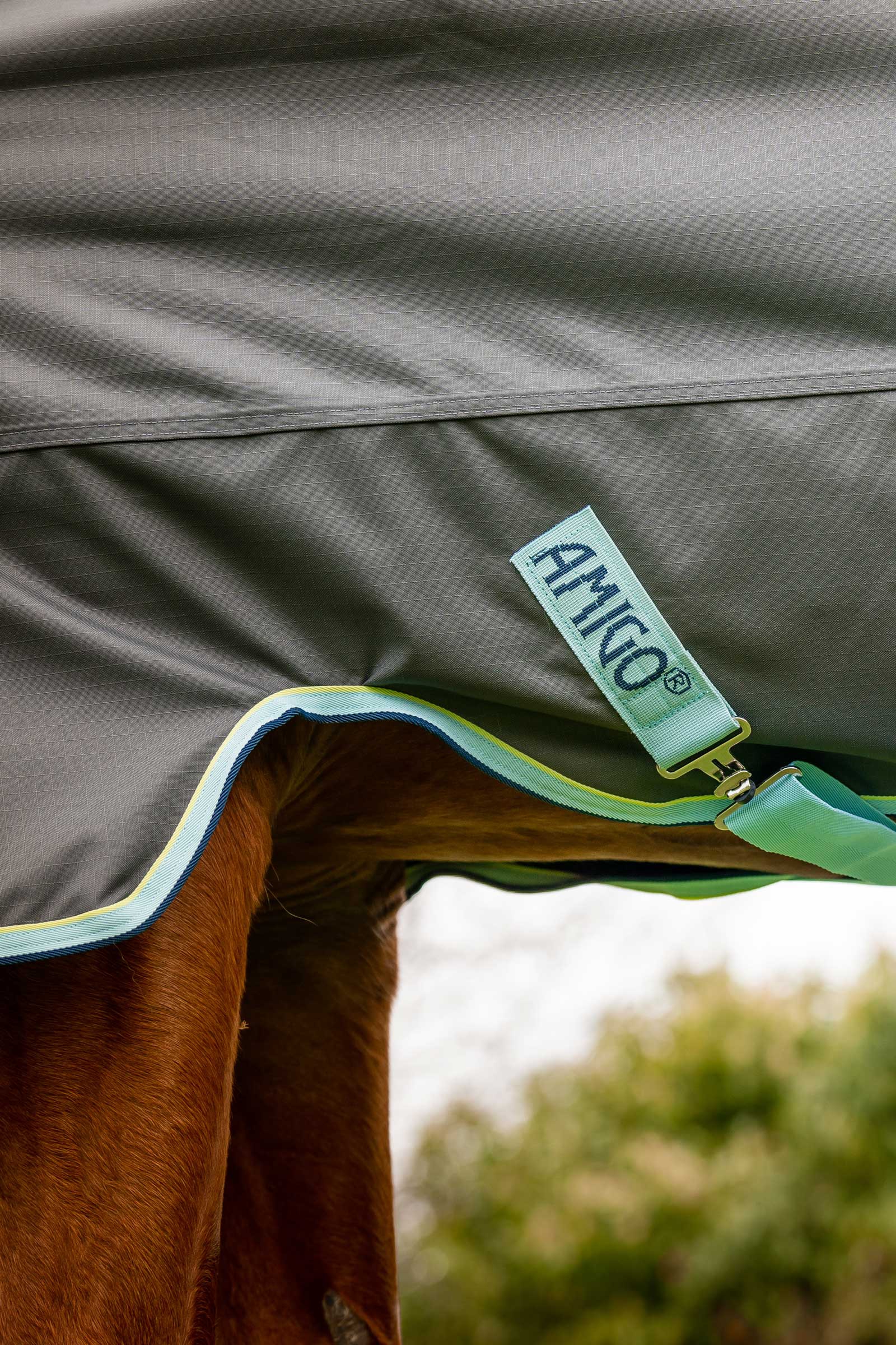 Horseware Amigo Hero Ripstop Plus derka padokowa z odpinaną szyją, 200g