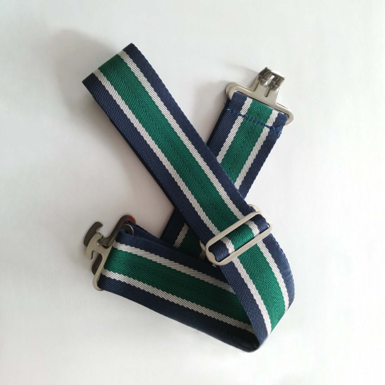 Bucas Pas pod brzuch