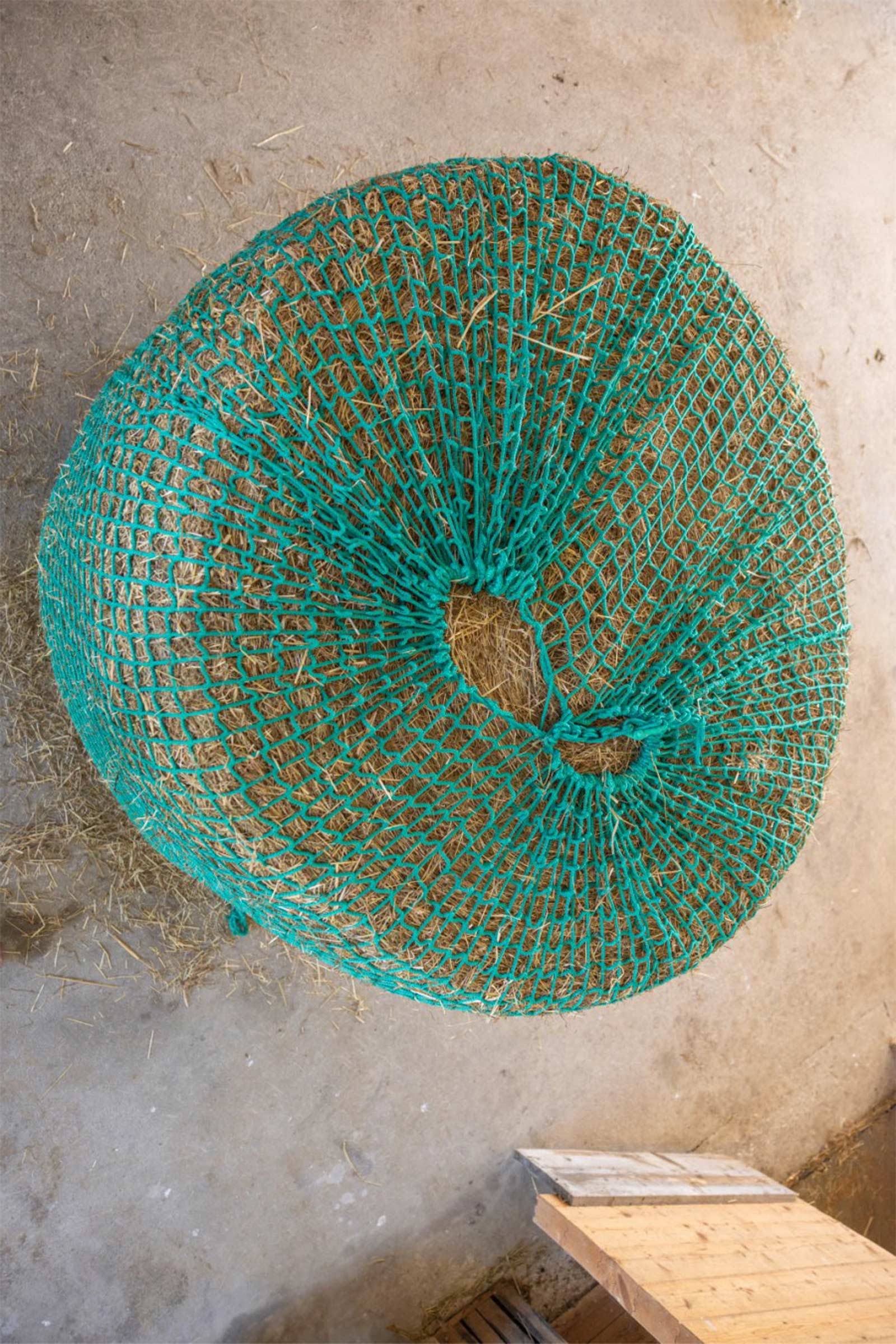 Sieć na siano Kerbl do okrągłych bel, do powieszenia