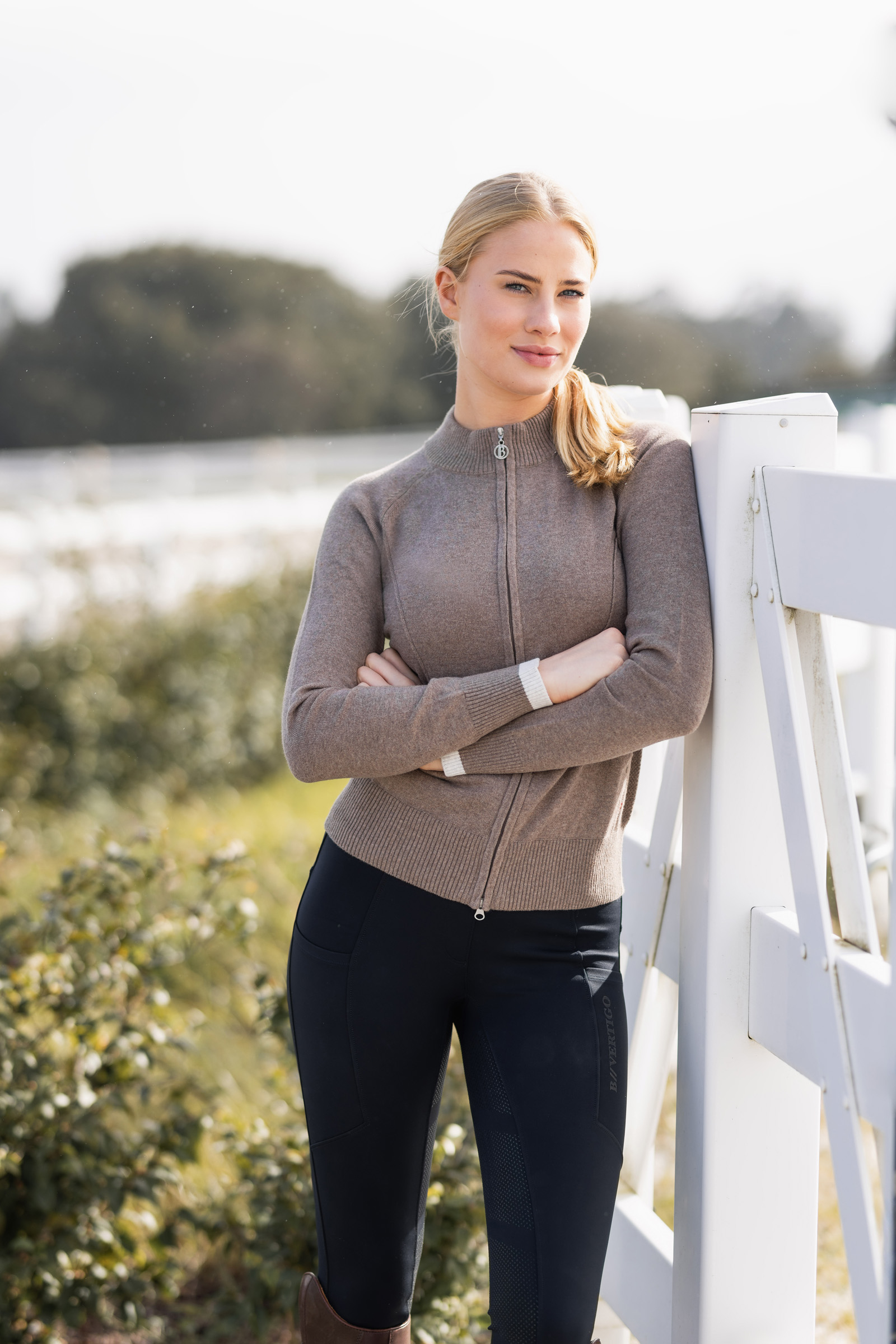 Damski kardigan techniczny B Vertigo Celina