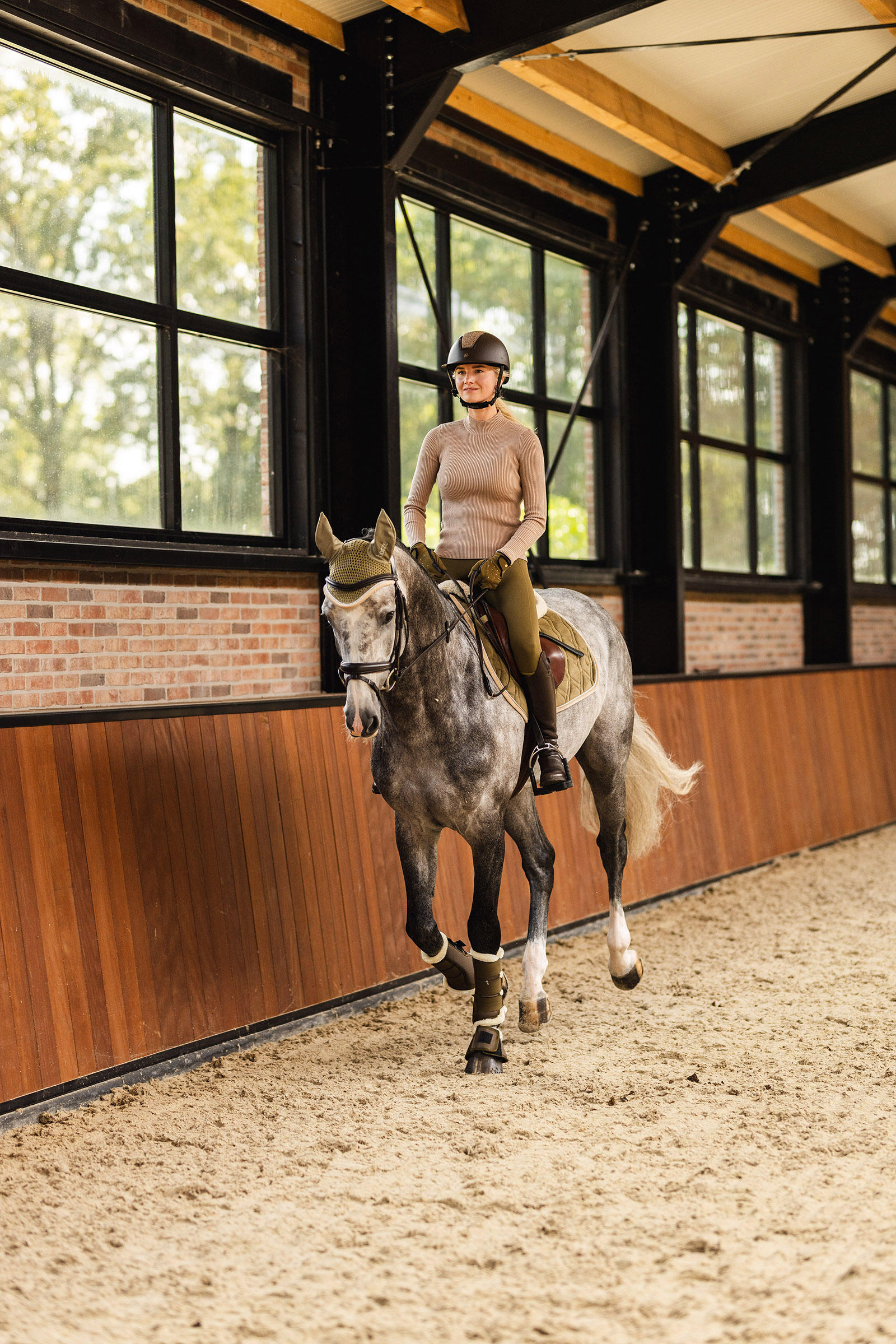 Horze Ava Rib Sweter damski z prązkowanej dzianiny