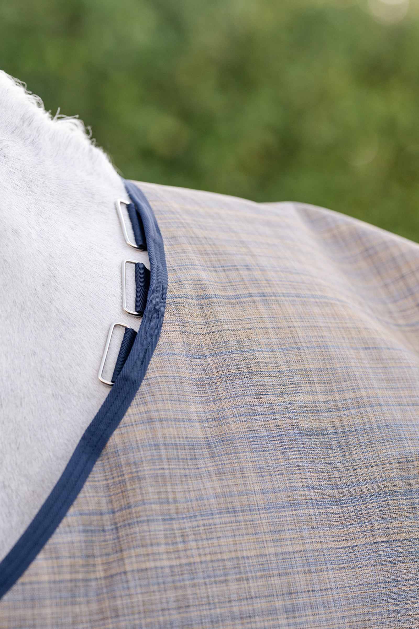 Horseware Amigo Hero 900 Revive Plus derka padokowa z odpinanym kapturem, 50 g