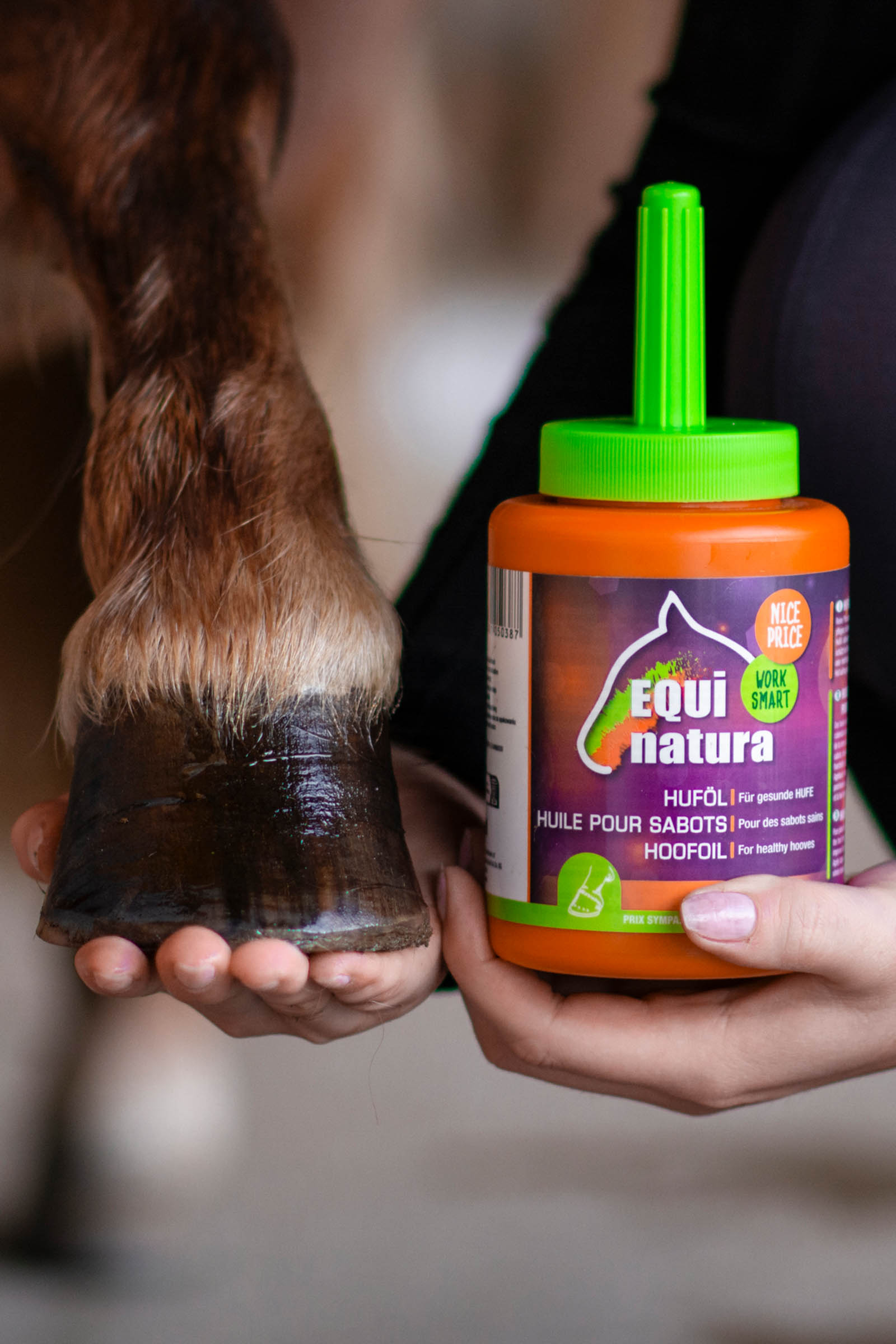 Equinatura Hoof Oil With Brush, 450 ml