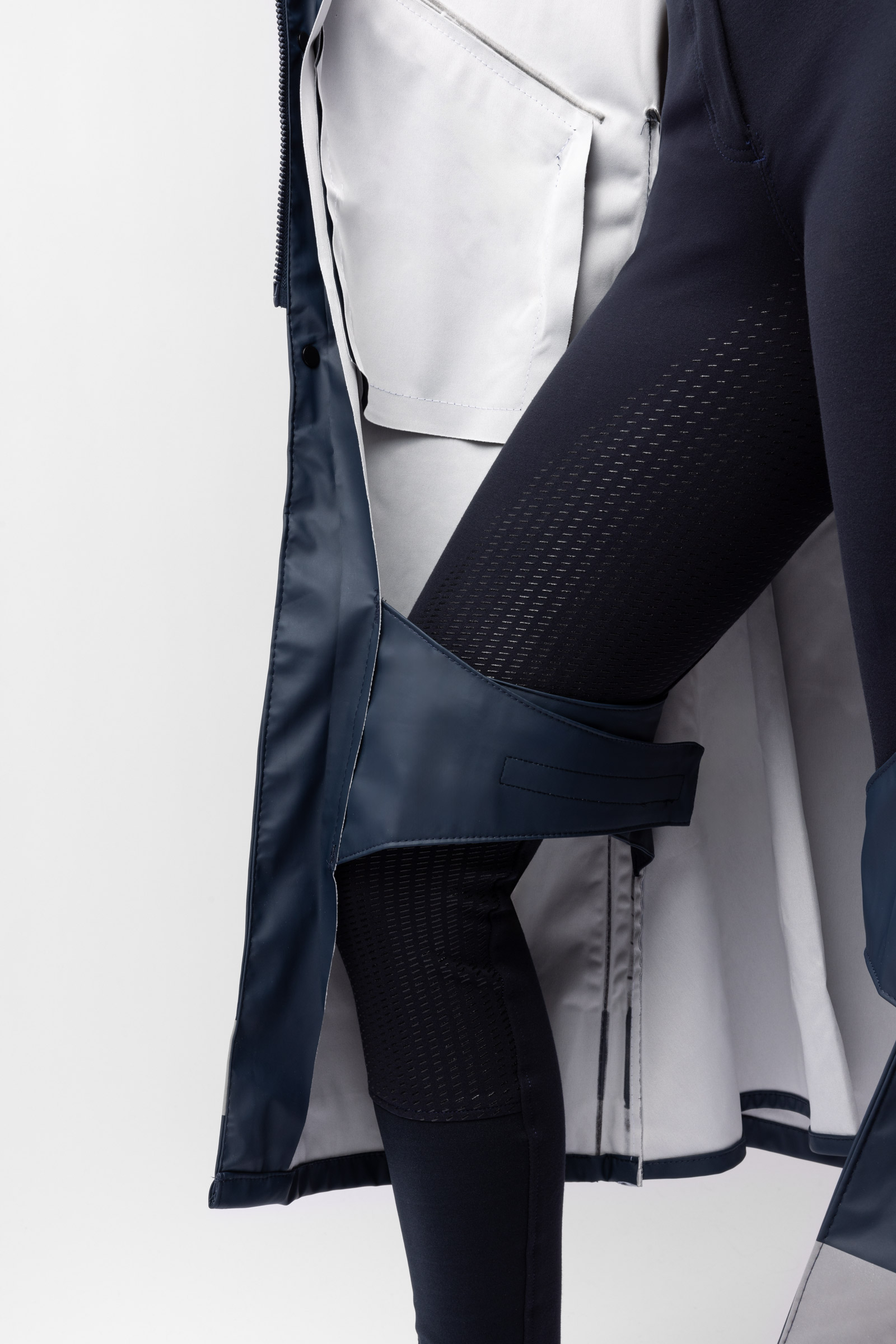 Horze Hazel długi damski płaszcz przeciwdeszczowy z rozcięciami