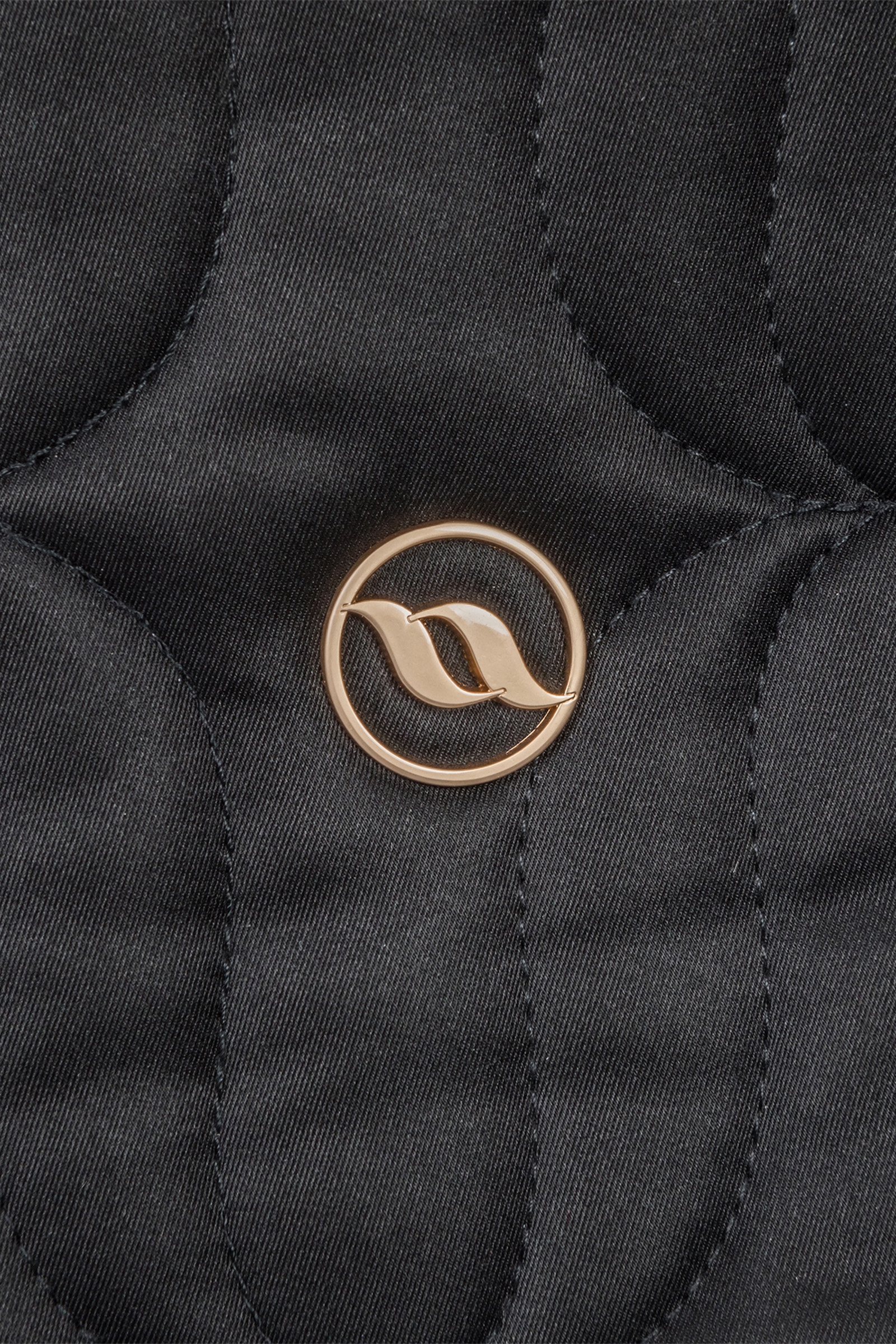 Czaprak ujeżdżeniowy Back on Track Deep Nights