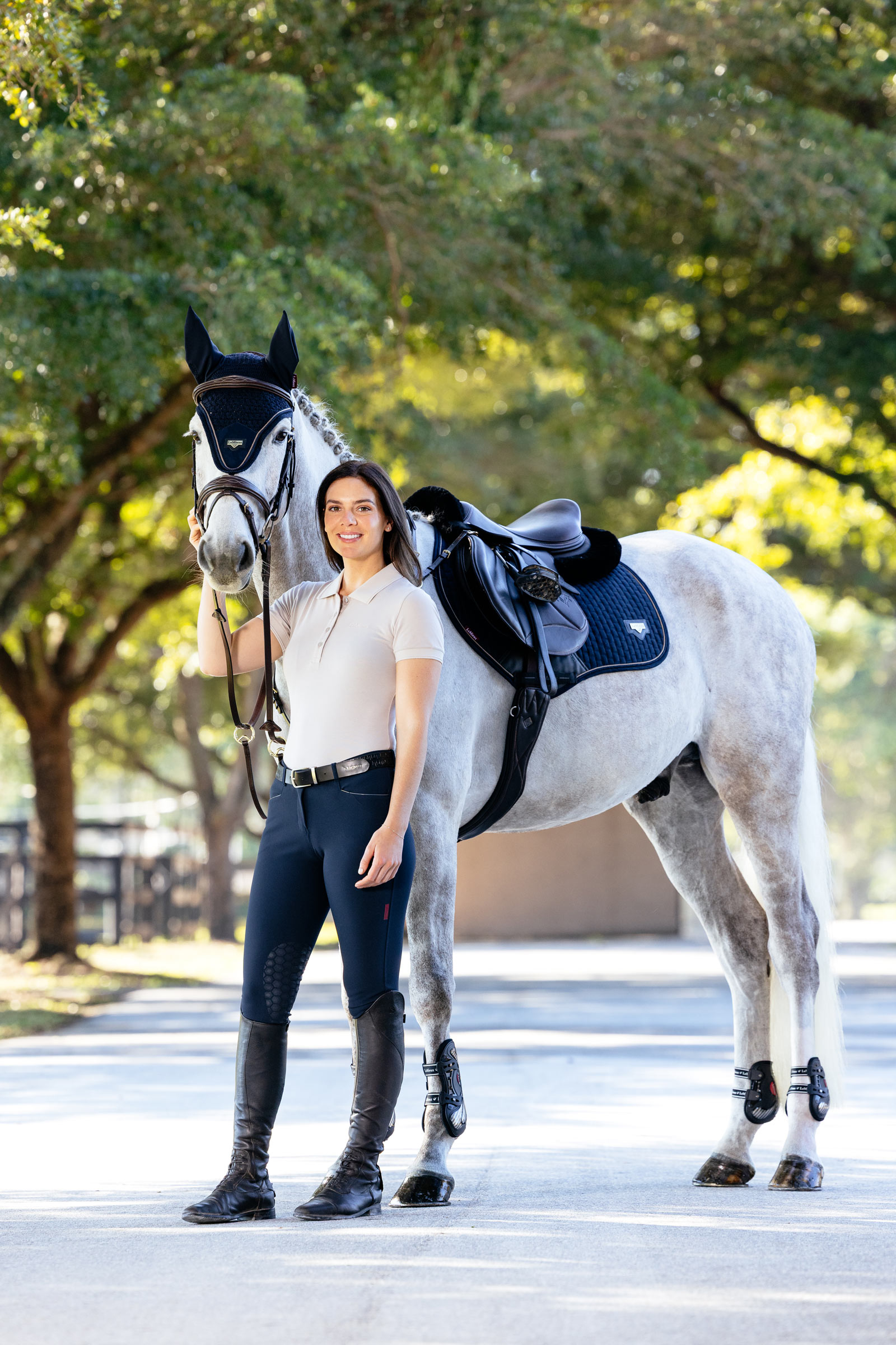 LeMieux Puissance Close Contact czaprak skokowy z imitacji zamszu