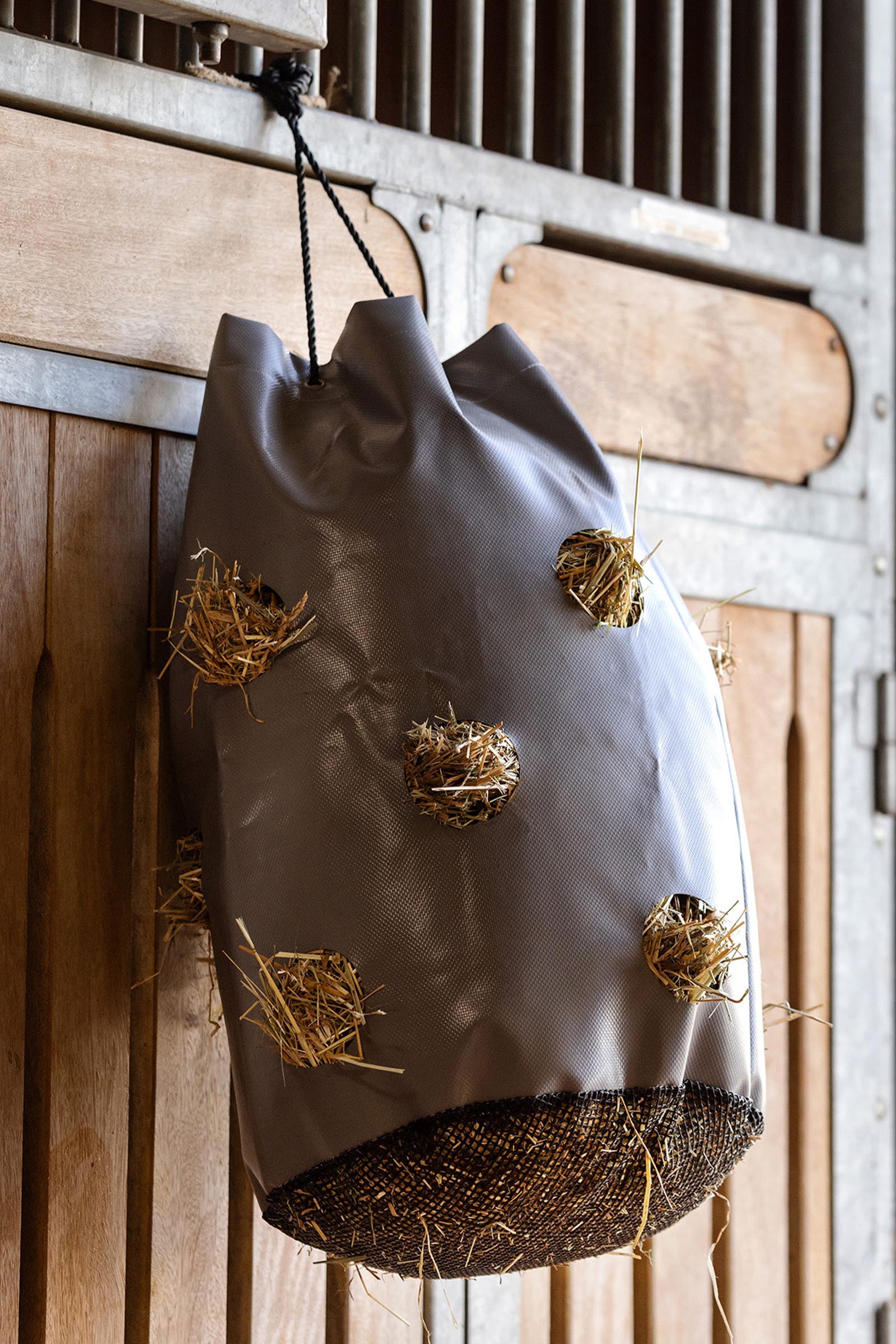 Waldhausen worek na siano z siatkowym spodem