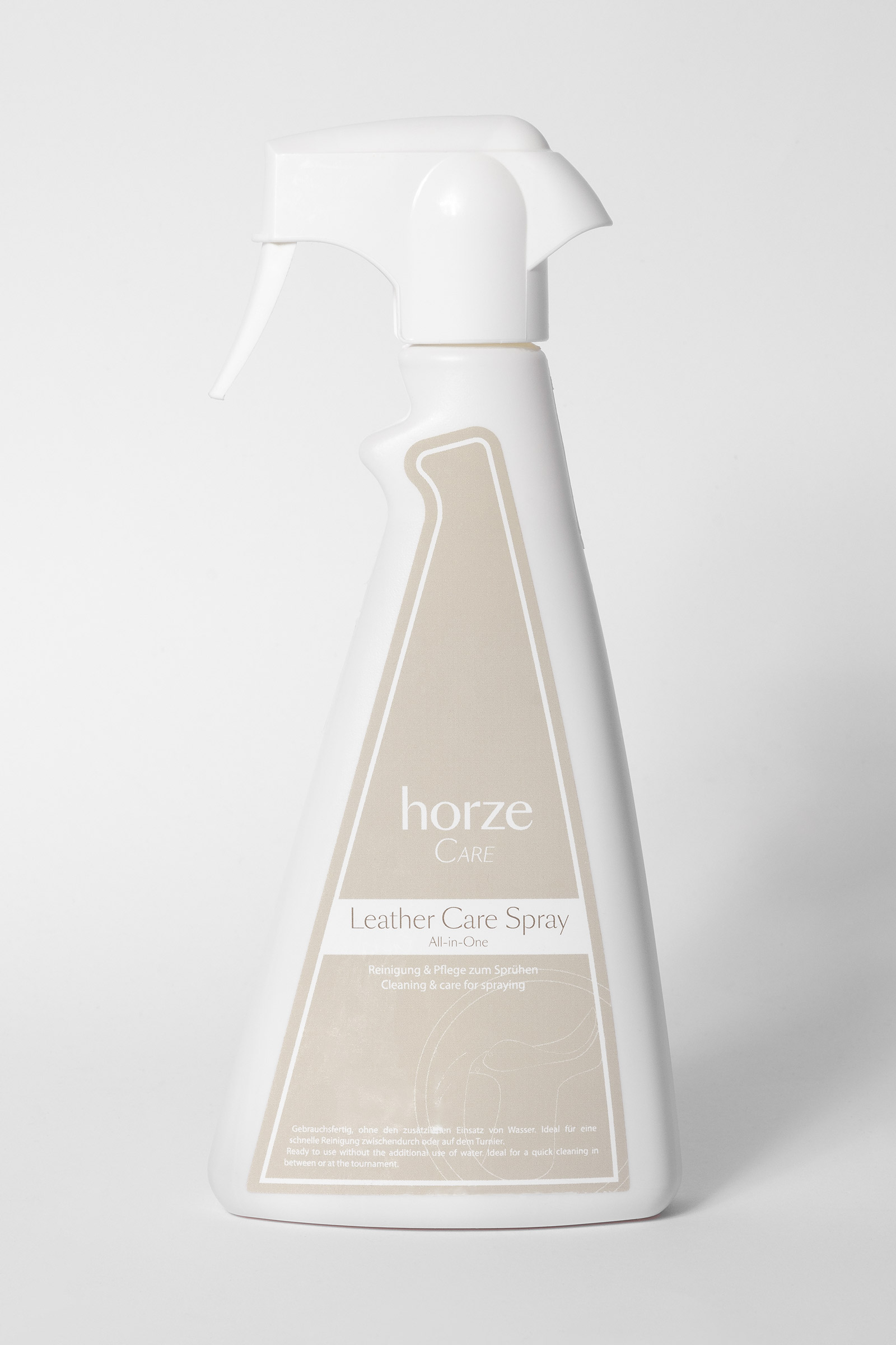 Horze All-In-One Leather Care Spray, uniwersalny preparat do pielęgnacji wyrob&oacute;w sk&oacute;rzanych, 500 ml