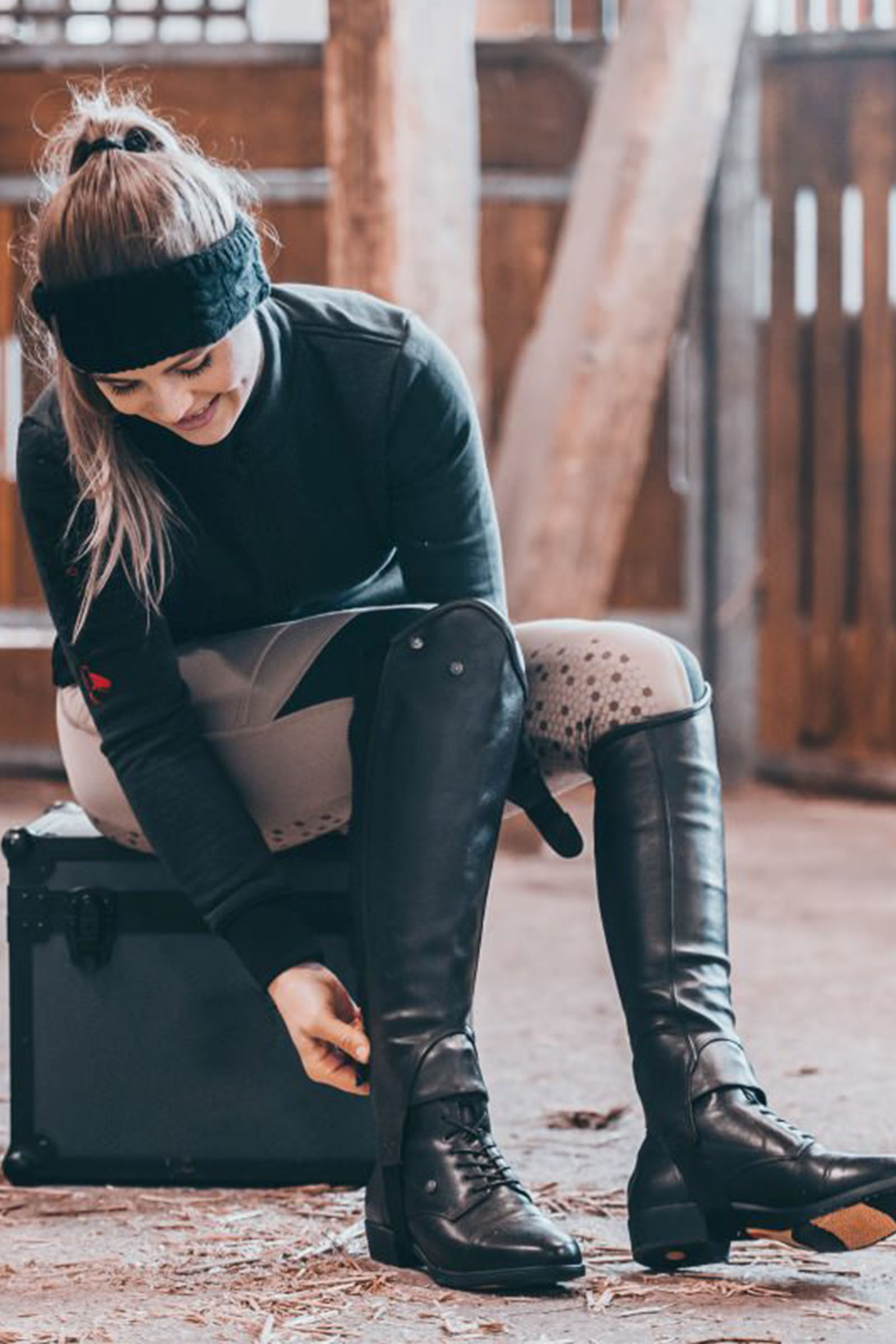 Suedwind Footwear Advanced II BZ Lace miękkie sztyblety z tylnym zamkiem i sznurowaniem