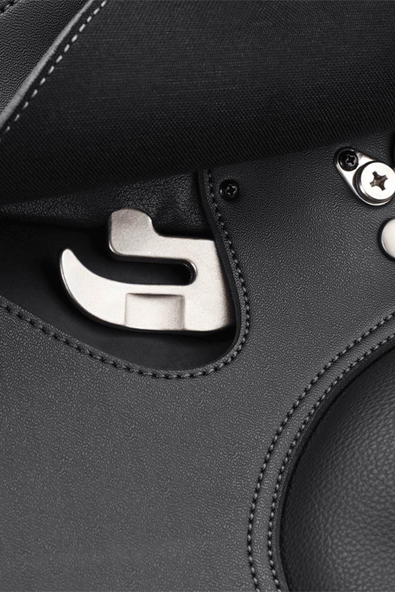 Siodło ogólnego użytku Wintec 500, szerokie