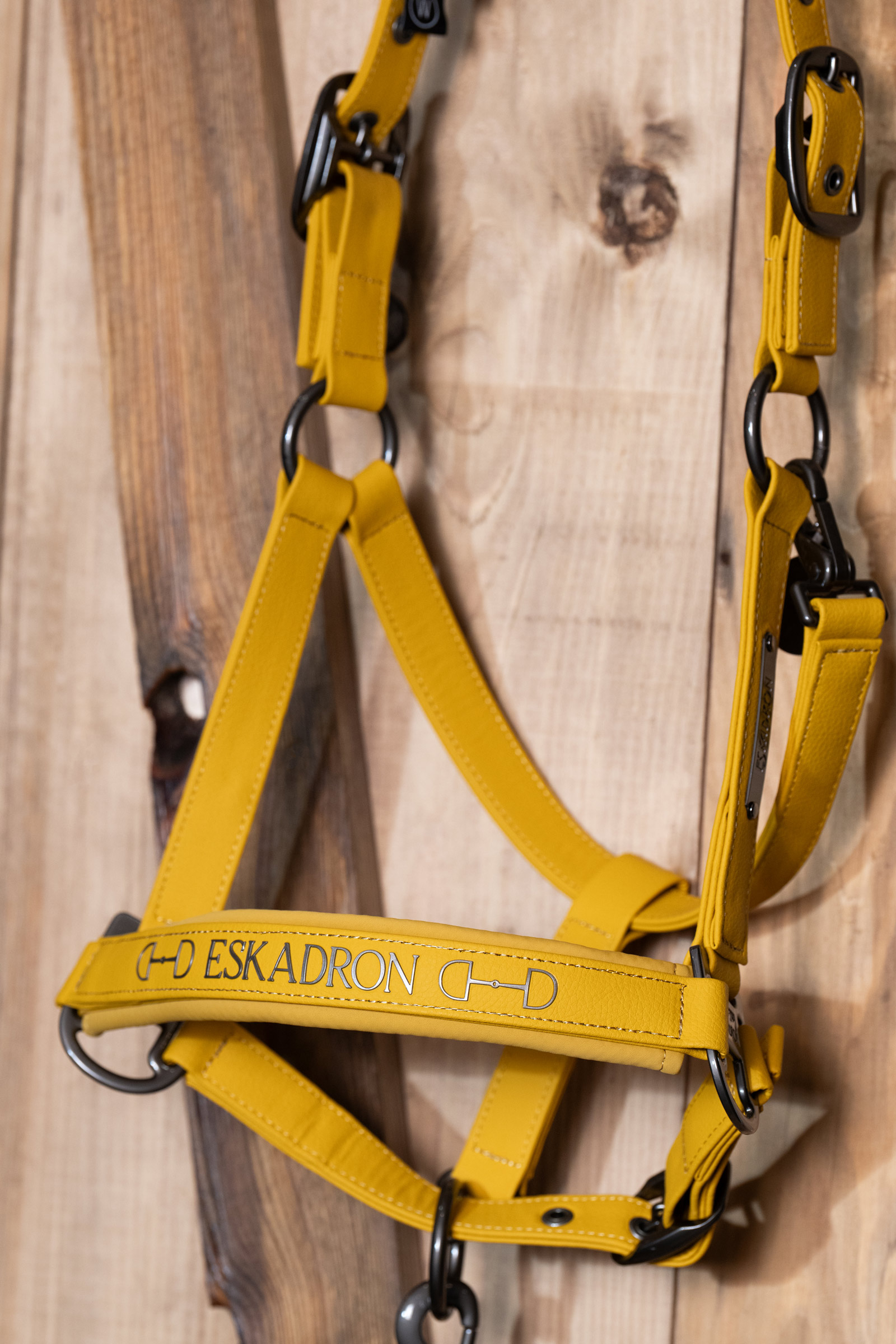 Eskadron Platinum 25 Kantar z podwójnymi pinami ze skóry ekologicznej