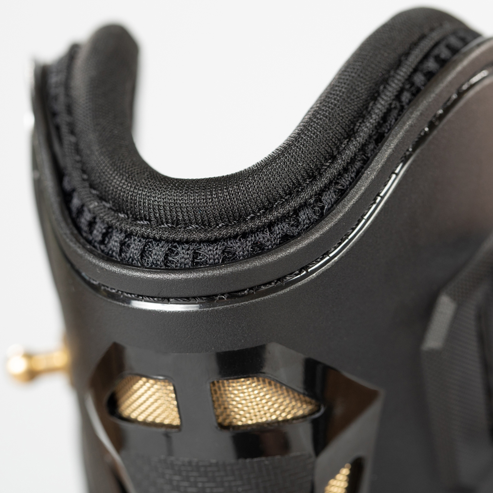 Back on Track AirFlow Tendon Boots