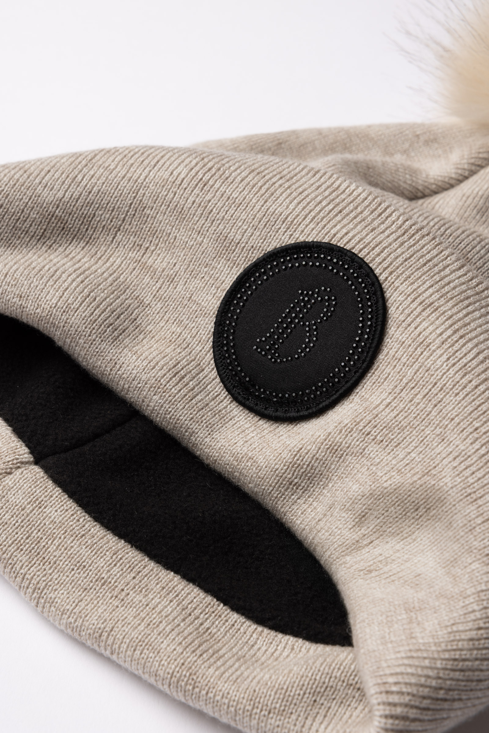 B Vertigo Sydney Dziana czapka z odpinanym pomponem